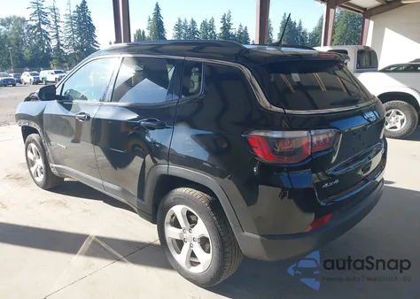 2019 Jeep Compass Latitude 4X4 из США, поврежденный, VIN 3C4NJDBB2KT650561